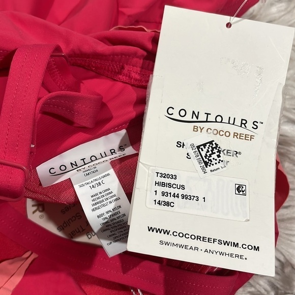 NWT Coco Reef HIBISCUS Contours Ruffled One-Piece Swimsuit - Picture 5 of 13